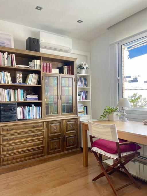 Moderno Y Amplio Apartamento En El Centro De Roses Exterior foto